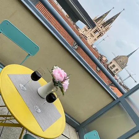 66 Panorama Loft Con Terrazzo E Parcheggio Gratuito Nella Struttura *