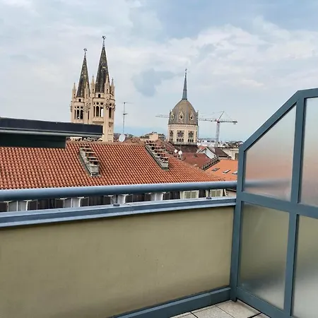 66 Panorama Loft Con Terrazzo E Parcheggio Gratuito Nella Struttura Apartment Turin