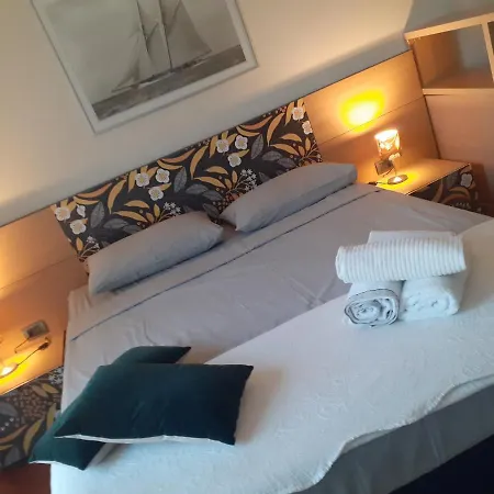 Apartment 66 Panorama Loft Con Terrazzo E Parcheggio Gratuito Nella Struttura